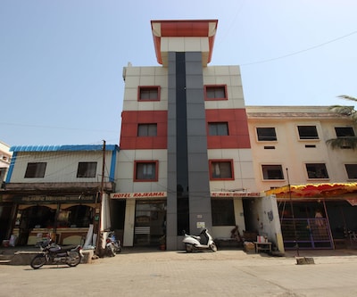 Hotel Rajkamal Rahata